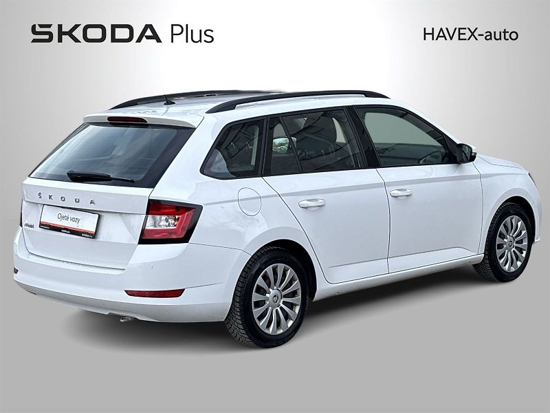 Škoda Fabia (2022) Combi Tour 1.0 TSI Active - fotka 2 z 23