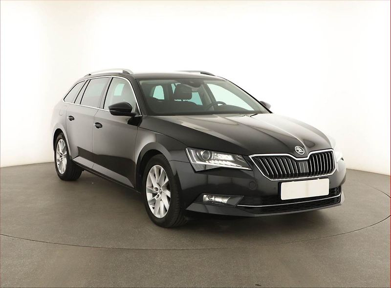 Škoda Superb (2019) 2.0 TDI, Automat, Serv.kniha - fotka 1 z 16