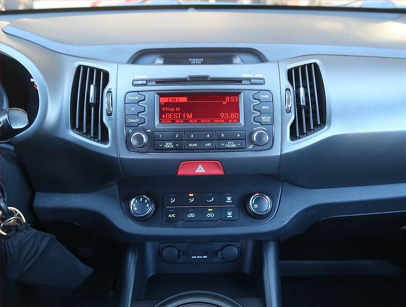 Kia Sportage (2011) 1.7 CRDi, Tempomat - fotka 12 z 17