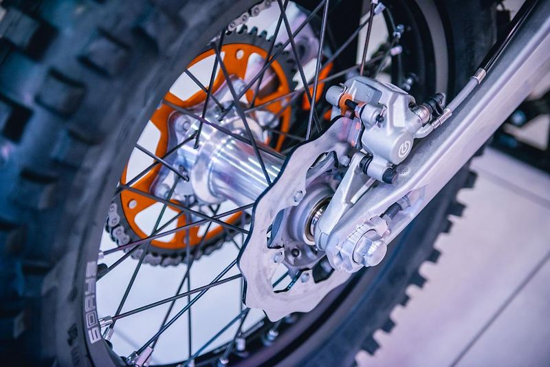 KTM 300 EXC SIX DAYS Nová 0MTH - fotka 29 z 36