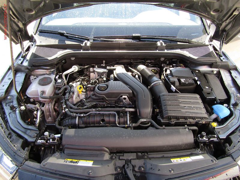 Škoda Kamiq (2025) 1.5 TSi, ČR, Monte Carlo, LED - fotka 22 z 22