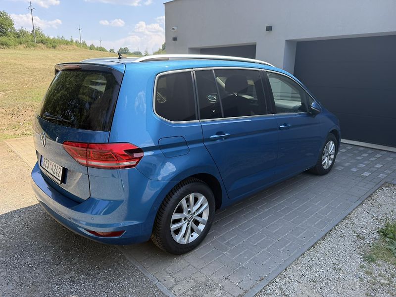 Volkswagen Touran (2018) Highline 1,4 TSI DSG, odpočet - fotka 3 z 37