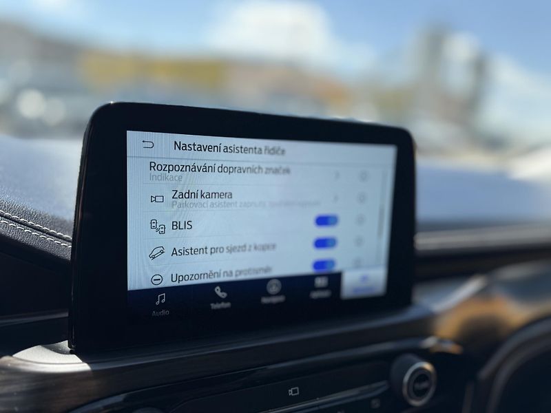 Ford Kuga (2022) 2.5 HEV,4x4,REZERVOVÁNO - fotka 46 z 51