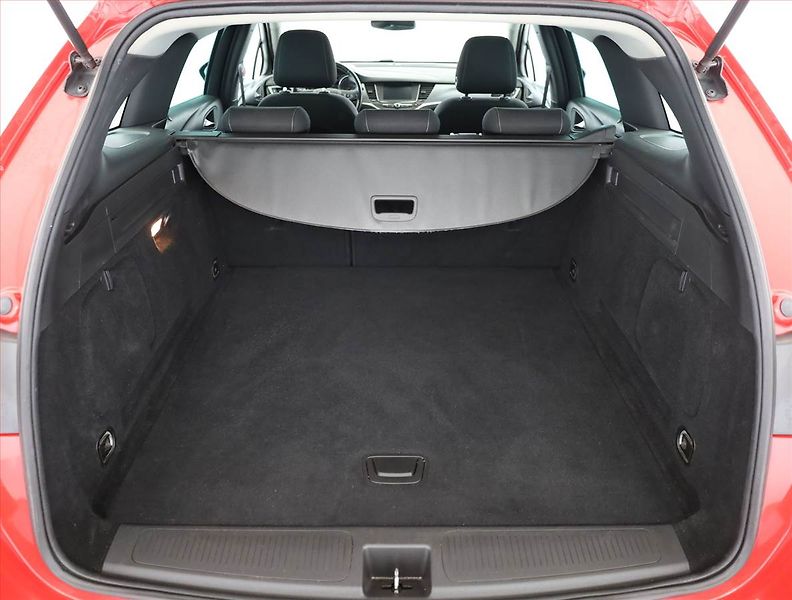 Opel Astra (2018) 1.6 CDTI, Serv.kniha, Tempomat - fotka 17 z 18