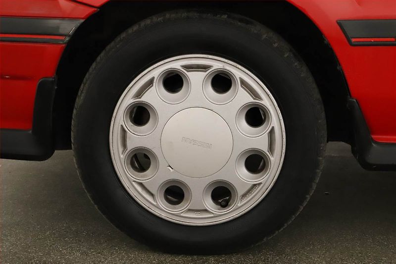 Nissan Sunny (1988) 1.6 GTI 16V, Vyhř. sedaček - fotka 11 z 16