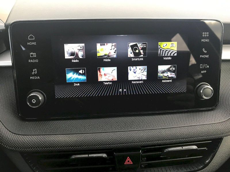 Škoda Fabia (2025) SELECTION  1,0 TSI - fotka 10 z 25