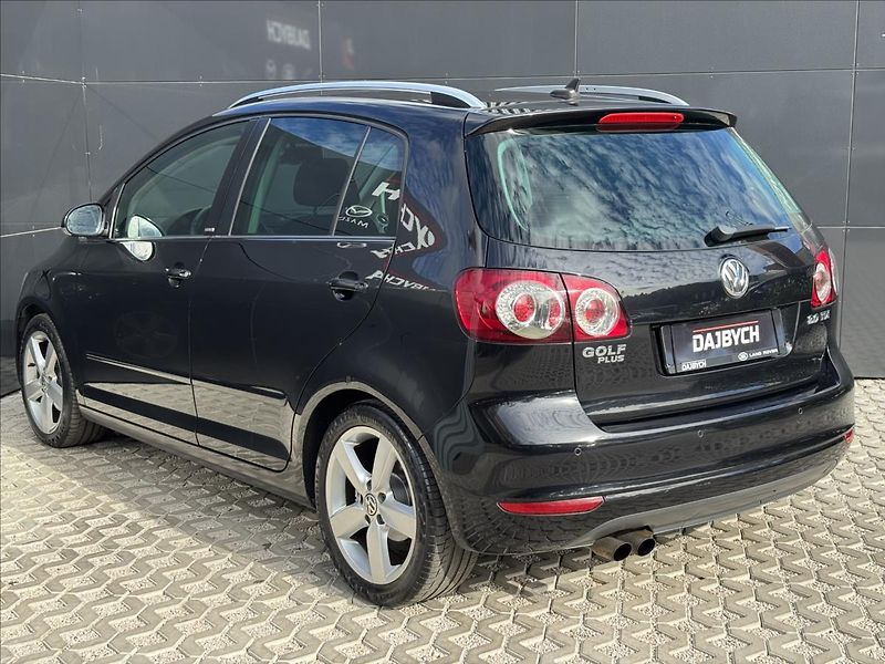 Volkswagen Golf Plus 2,0 TDI 100kW Style DSG - fotka 6 z 36