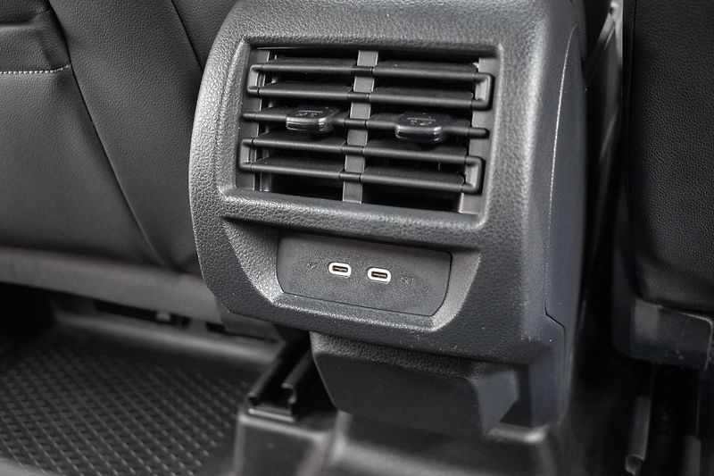 Volkswagen Caddy MAXI 2.0 TDI STYLE*TAŽNÉ*ČR 1M - fotka 14 z 44