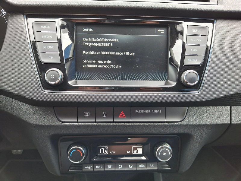 Škoda Fabia (2018) Combi Style 1,0TSi 70kW - fotka 19 z 35