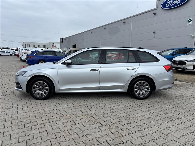 Škoda Octavia 2,0 TDI 85kW Ambition MAN - fotka 2 z 31