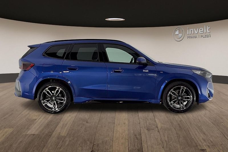 BMW X1 xDrive20d - fotka 2 z 24