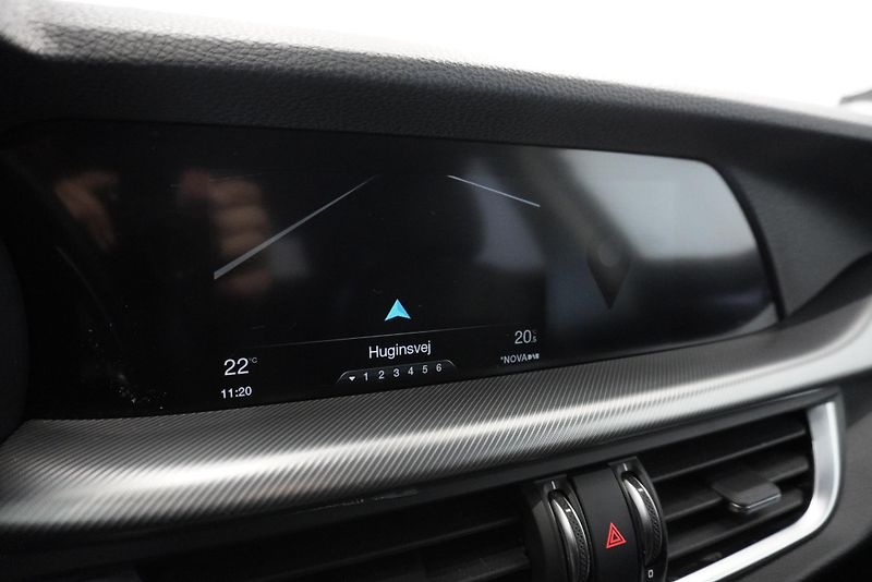 Alfa Romeo Stelvio (2018) STELVIO 2.2D Q4 AUTOMAT - fotka 20 z 35
