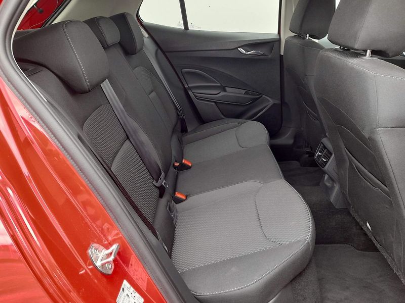 Škoda Fabia STYLE 1.0TSi 70KW 5MP - fotka 14 z 20