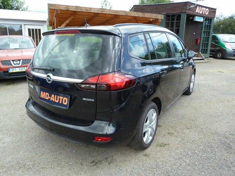 Opel Zafira 1.4 Turbo Edition - fotka 5 z 17