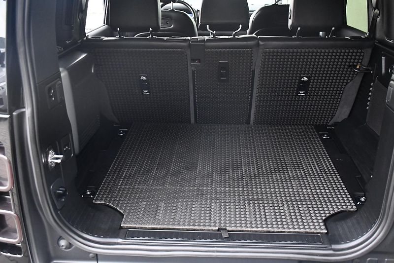 Land Rover Defender 110S D240 AWD MERIDIAN ČR - fotka 38 z 45