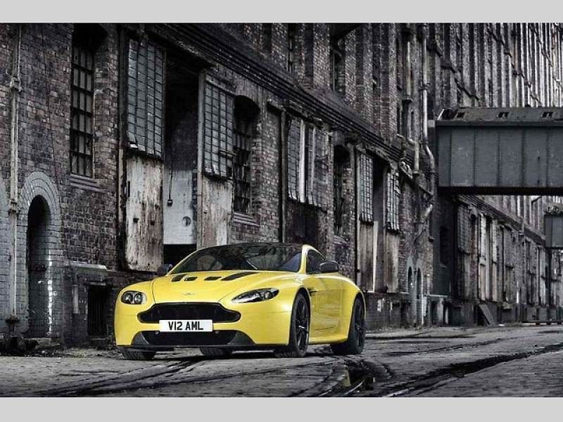 Aston Martin V12 Vantage S