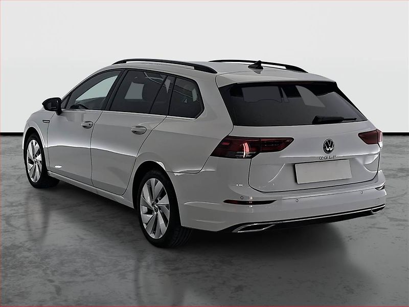 Volkswagen Golf (2021) 1.5 TSI - fotka 4 z 17