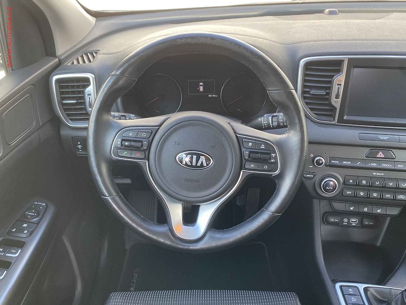 Kia Sportage (2017) 1.6 GDi, Spirit, navi - fotka 11 z 19