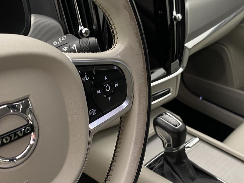 Volvo V90 D5 AWD INSCRIPTION AUT CZ - fotka 20 z 50