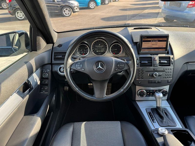 Mercedes-Benz Třídy C (2010) AMG 2,2 CDI 125 KW Automat - fotka 14 z 31