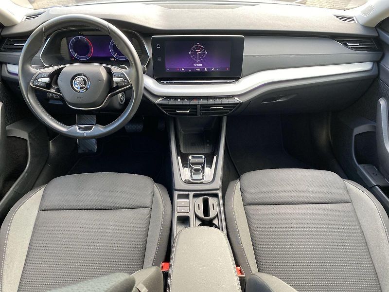 Škoda Octavia (2023) Combi 2.0 TDI DSG Ambition - fotka 5 z 35