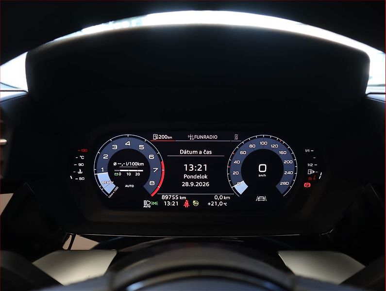 Audi A3 (2022) 35 TFSI - fotka 11 z 19
