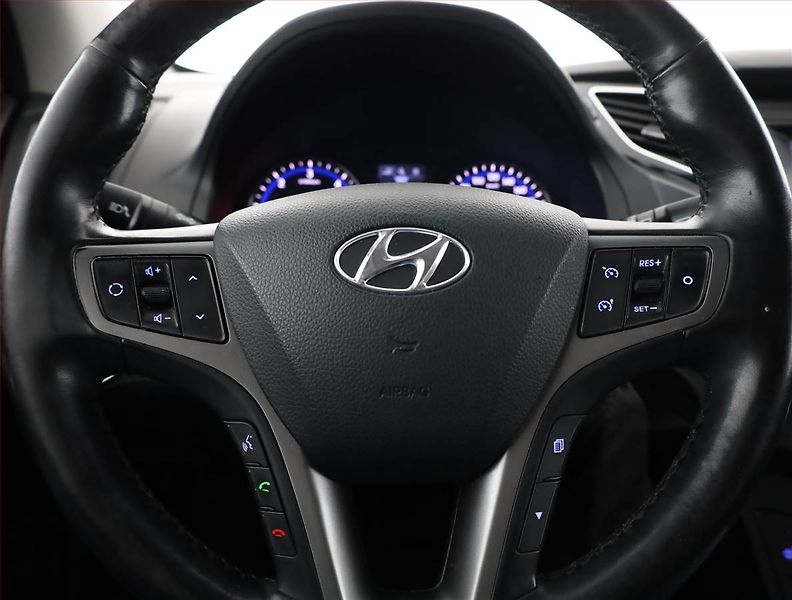 Hyundai i40 (2017) 1.7 CRDi, Serv.kniha, Navi - fotka 8 z 14