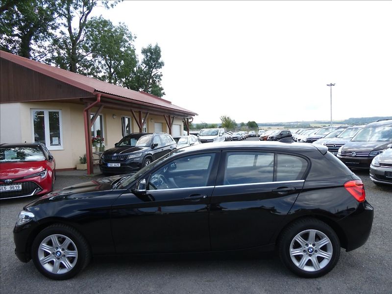 BMW Řada 1 1,5 116i 80kW koupeno v ČR - fotka 6 z 39