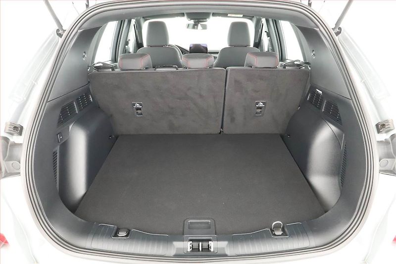Ford Kuga (2024) ST-Line 1.5 EcoBoost - fotka 19 z 20