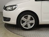 Volkswagen Touran (2011) 2.0 TDI, Automat, Navi, Xenony - náhled 15