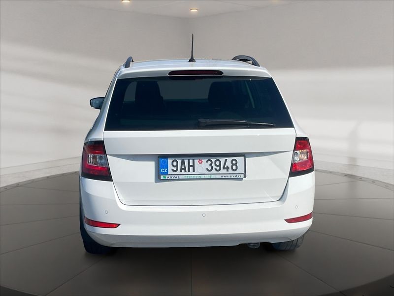 Škoda Fabia 1,0 TSI 70 Ambition - fotka 5 z 11