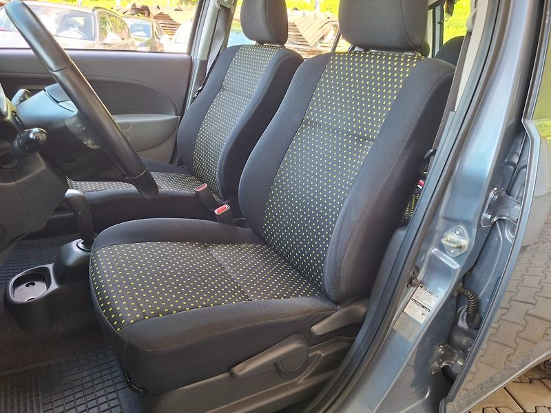 Daihatsu Sirion (2006) 1.3i 67kW AUT 4WD - fotka 20 z 39