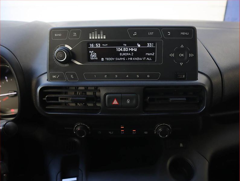 Toyota ProAce City (2020) Maxi 1.5 D-4D, 3Místa, SR, DPH - fotka 9 z 15