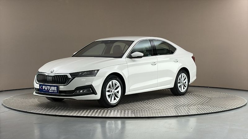 Škoda Octavia 2.0 TDI Style - fotka 1 z 25