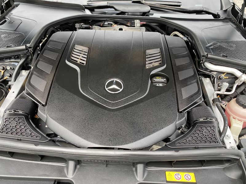 Mercedes-Benz Třídy S S580 503PS 4MATIC AMG DPH TOP - fotka 87 z 180