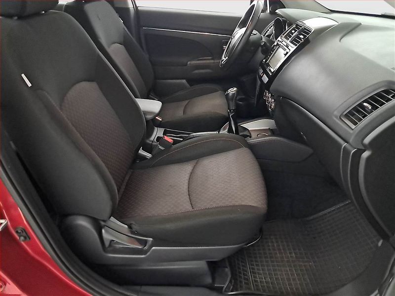 Mitsubishi ASX (2018) 1.6 MIVEC, Navi, Tempomat - fotka 9 z 18