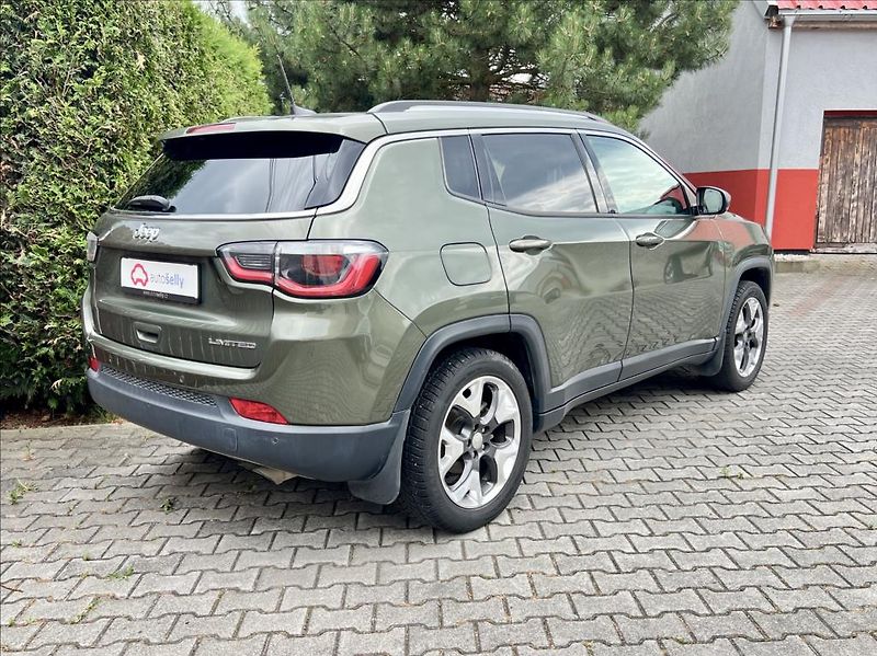 Jeep Compass 1,4 m-Air LIMITED my19 - fotka 6 z 45