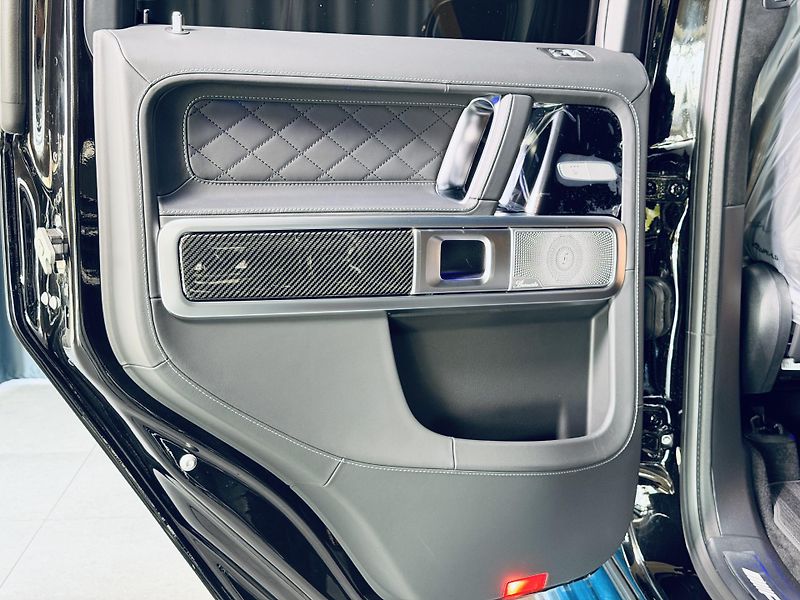 Mercedes-Benz Třídy G (2026) G63*A22*CARBON*SUPERIOR - fotka 32 z 40