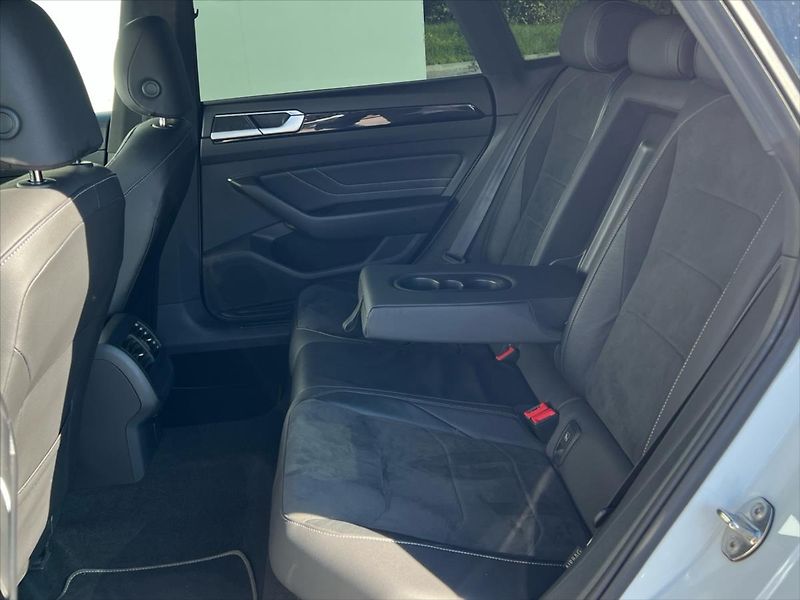 Volkswagen Arteon Shooting Brake 2,0 TSi 140kW 7DSG R-line - fotka 13 z 26