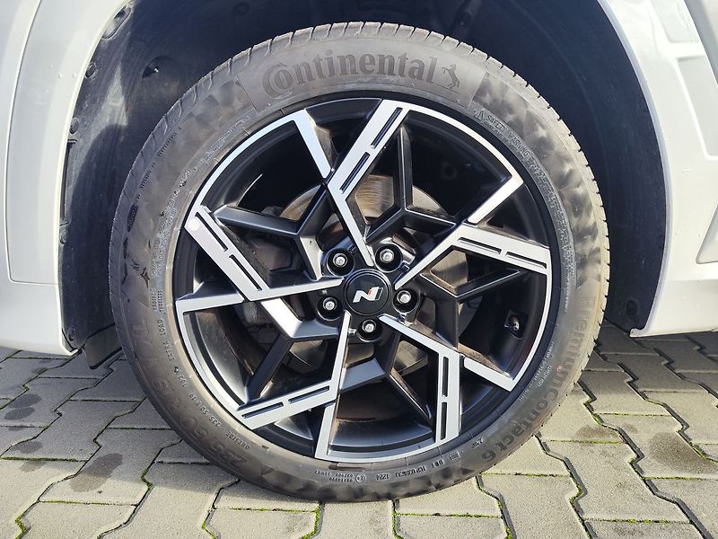 Hyundai Tucson 1.6 T-GDI/118kW N-Line DCT - fotka 33 z 34