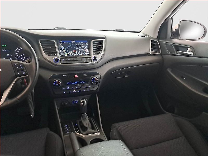 Hyundai Tucson (2016) 1.7 CRDi, Automat, Tempomat - fotka 8 z 17
