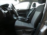 Volkswagen Golf 1,2 TSi 81kW auto klima, závěs - náhled 16