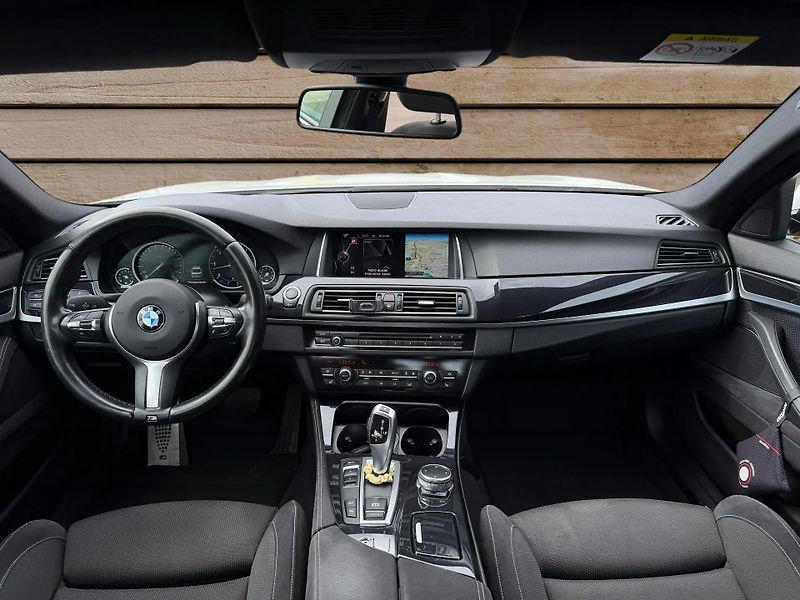 BMW Řada 5 (2016) +530xd+ČR+DPH+ - fotka 18 z 20