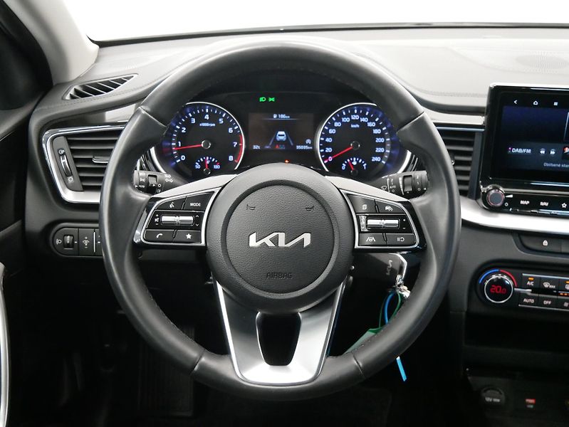 Kia XCeed - fotka 18 z 28