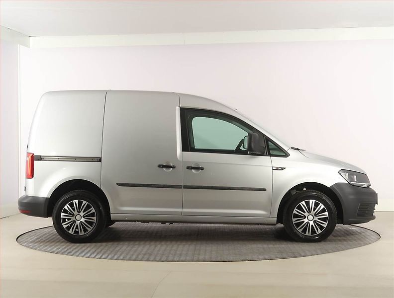 Volkswagen Caddy (2019) 2.0 TDI, ČR, DPH - fotka 6 z 16