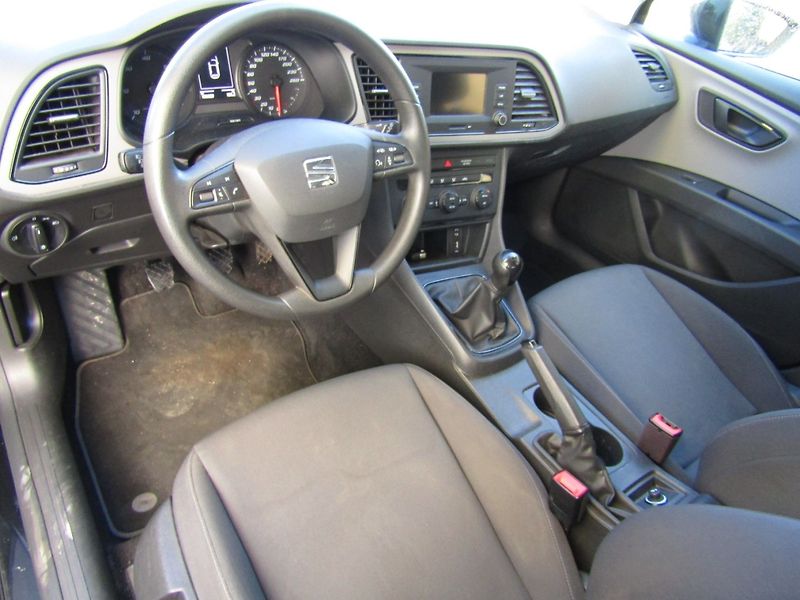 Seat Leon (2017) 1.6 TDI 86kW  EURO 6 - fotka 13 z 30