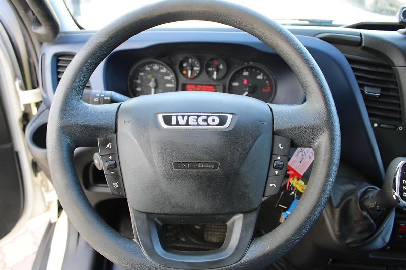 Iveco Daily 72C210 3,0 Hi-Matic Mrazák- 30 - fotka 15 z 28