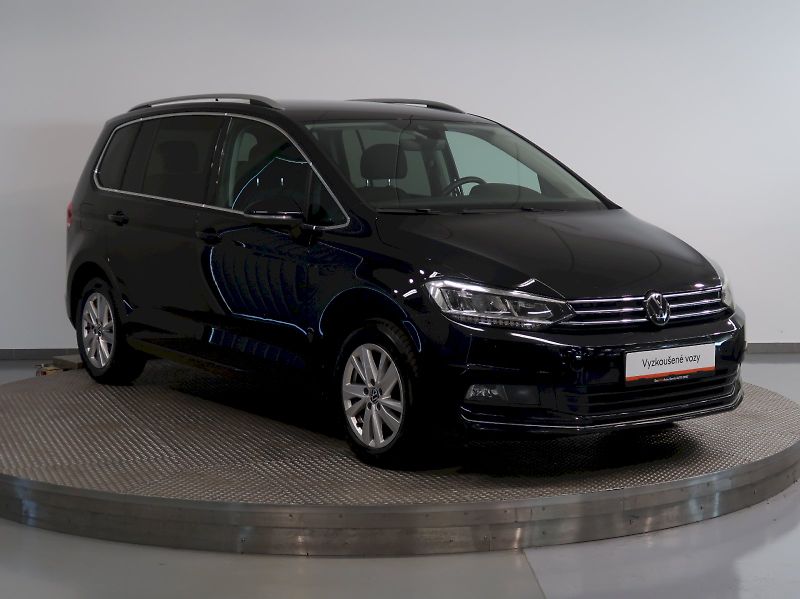Volkswagen Touran (2023) HIGHLINE 2.0TDI 110KW DSG CZ - fotka 6 z 42