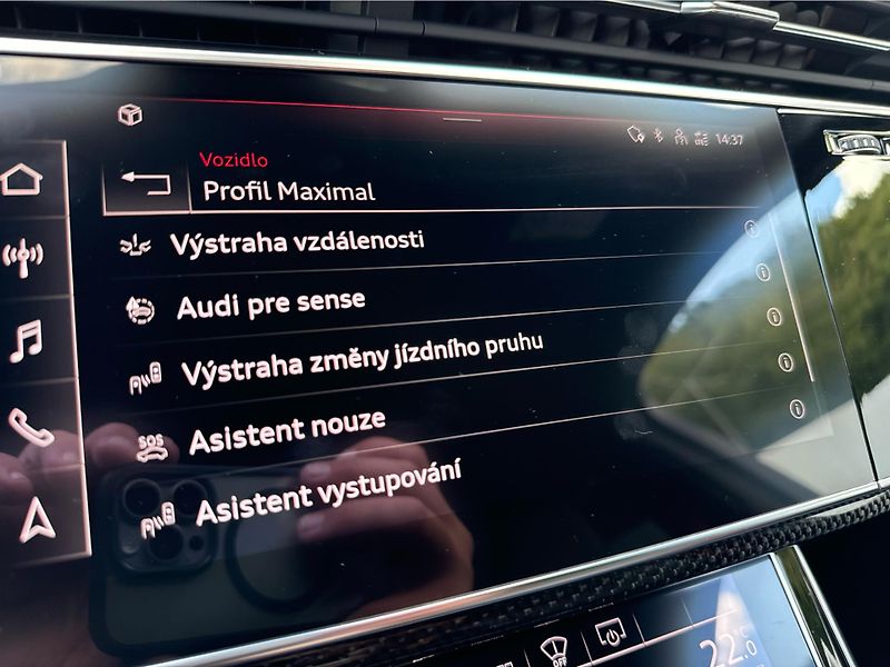 Audi SQ7 4.0 TFSI 373 Kw Quattro - fotka 24 z 27