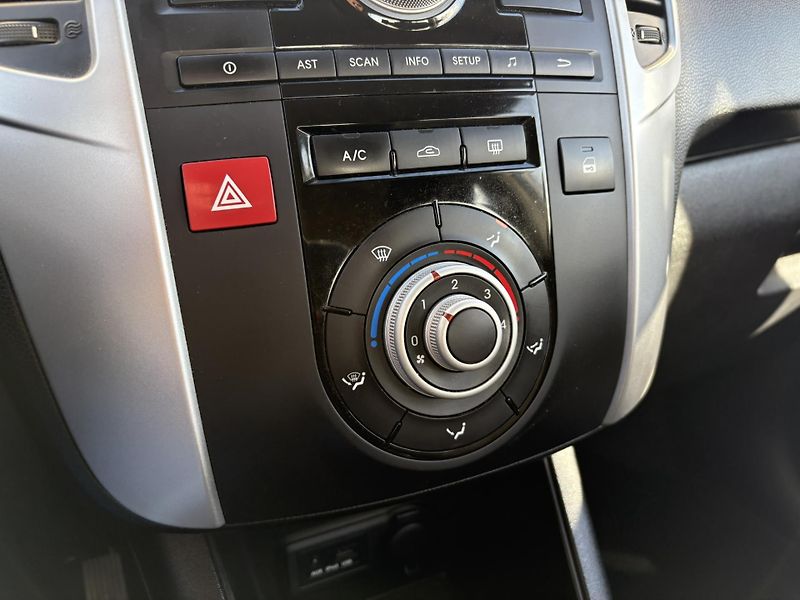 Kia Venga 1.4 CVVT 66kW - fotka 17 z 18